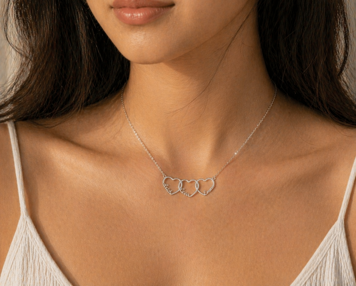 Personalized Interlinked Heart Necklace, Custom Family Names, Gold Silver Plated Pendant with Kids Names